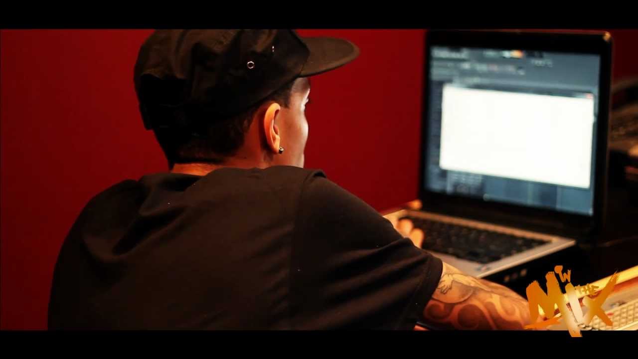 Jahlil Beats Playing New Instrumentals Part 1 (KillaVision: In The Mix Webisode)