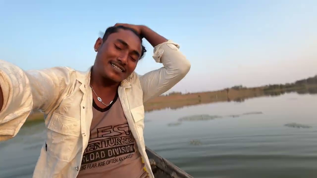 নৌকা তে চেপে আমাদের কি অবস্থা/🤪😝হলো গাইস #newvlog #viral 