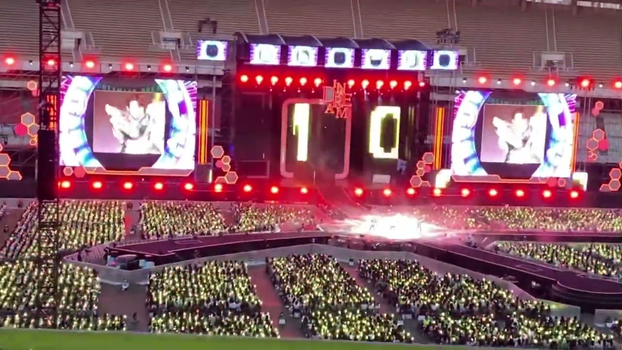 220908 NCT Dream The Dream Show 2 - Intro & Glitch Mode Fanchant