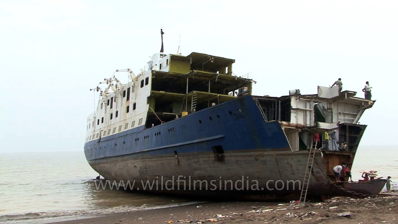 Alang - South Asia's graveyard of ships