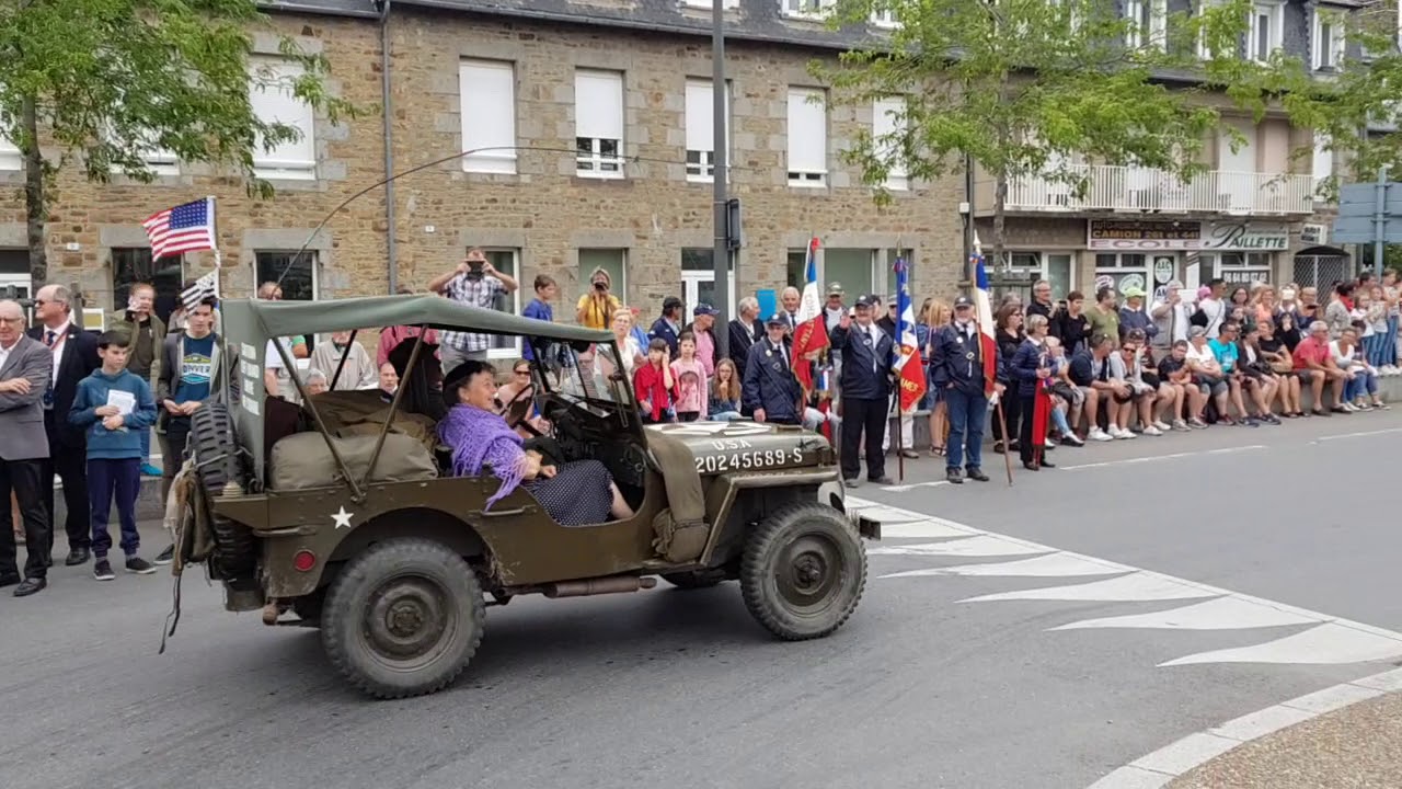 D&eacute;fil&eacute; 75e anniversaire de la Lib&eacute;ration d'Avranches 31 juillet 2019
