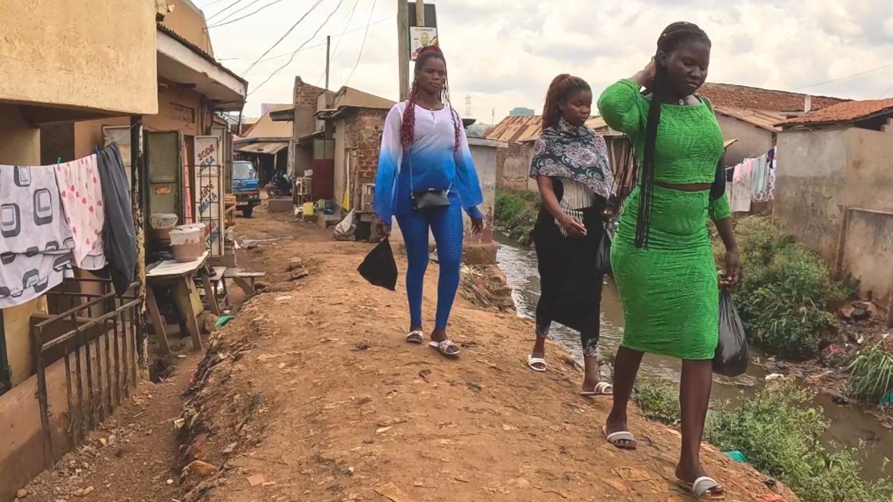 When It Threatens to Rain in The Ghetto UGANDA🇺🇬 AFRICA🌍