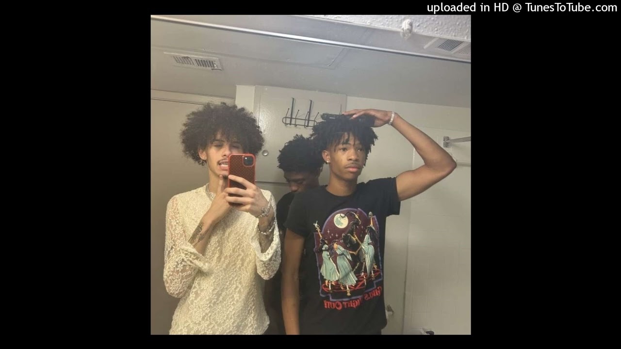 rexv2 + waera type beat - oops