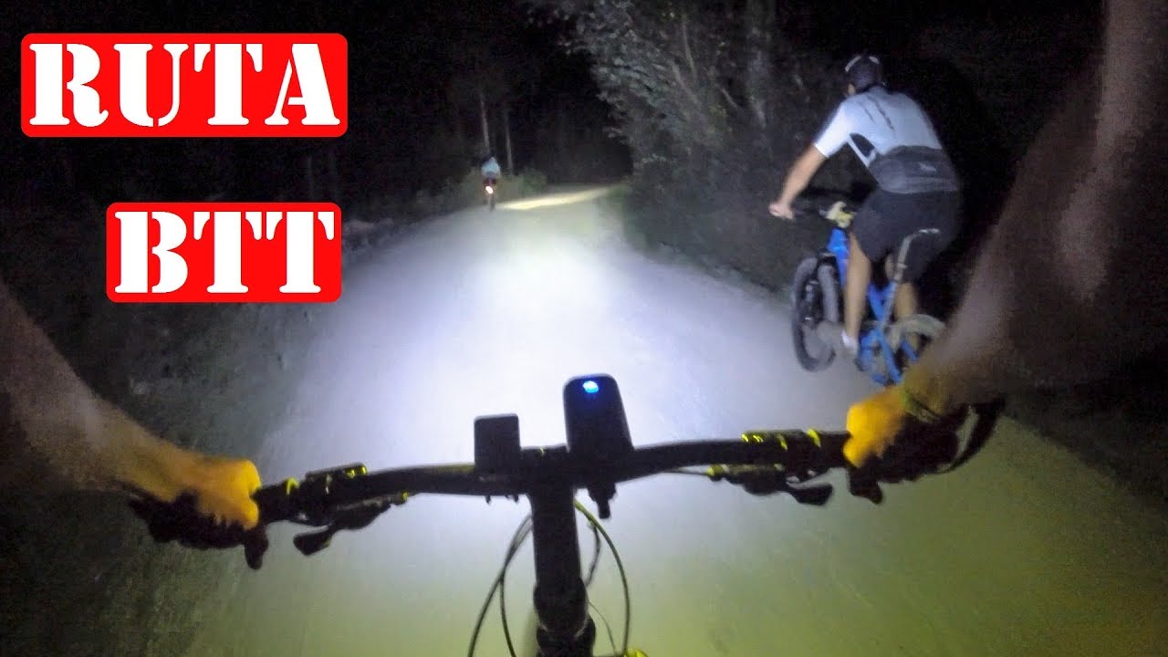 Ruta Nocturna En Bicicleta De Montaña