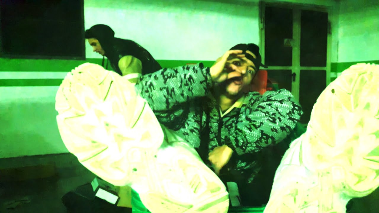 RUB.C - T&Aacute; TUDO MALUCO (VIDEOCLIP)