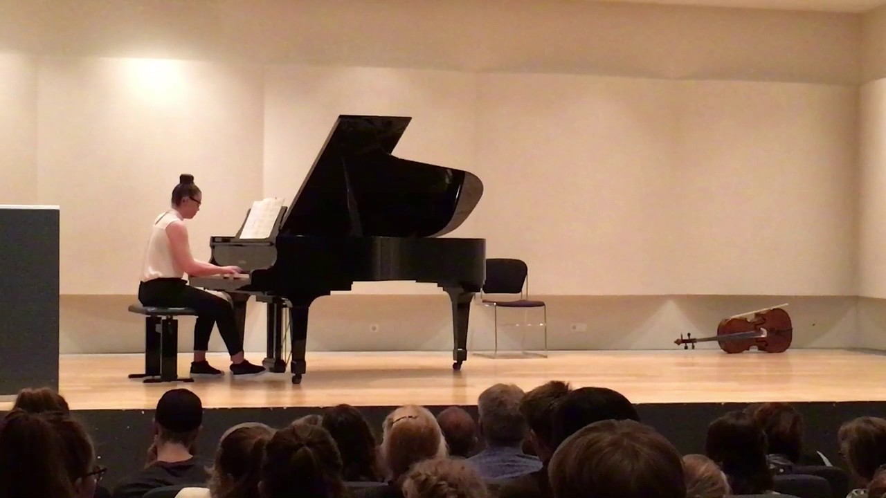 Debussy Arabesque No. 1 - Halla Margr&eacute;t Classical Piano