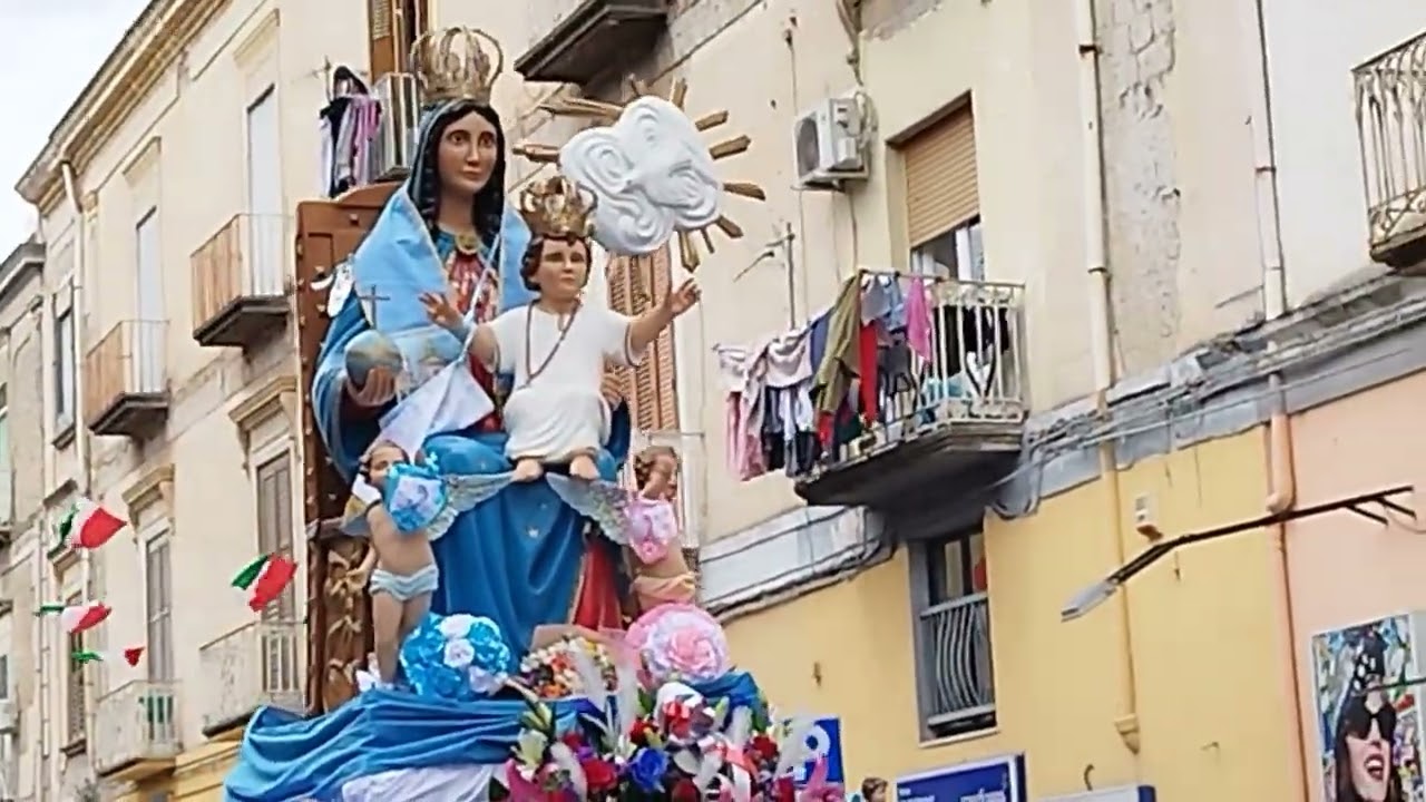 lunedì in albis 2023 acerra sfilata madonna dell'Arco 🥰 parte 1