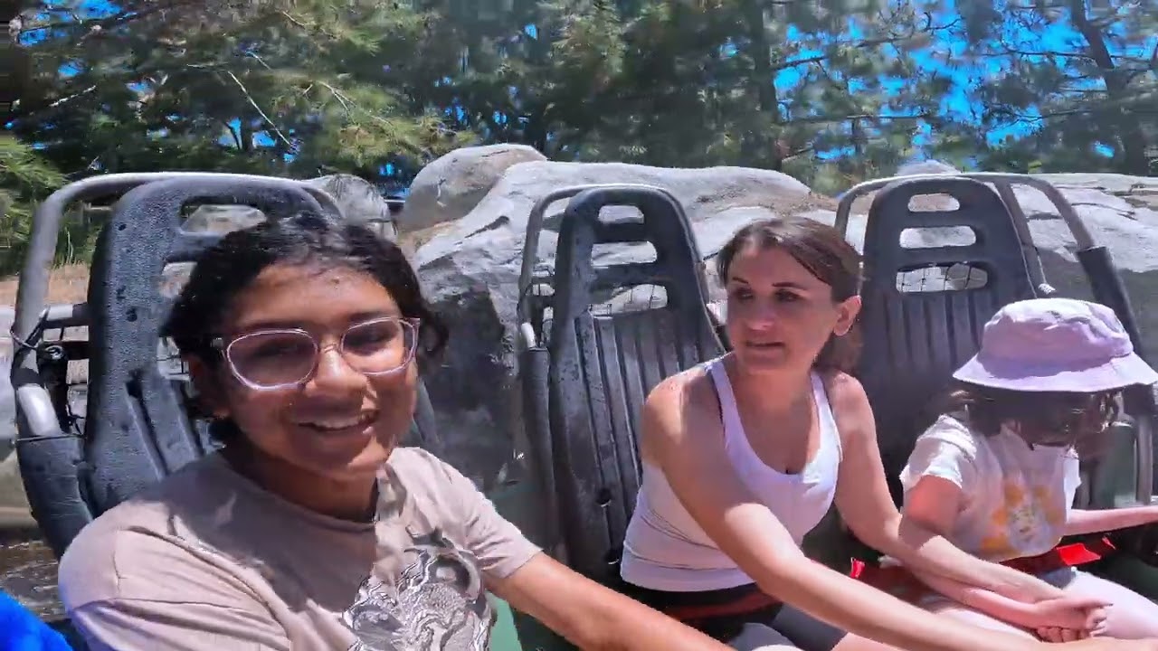 Disneyland California Adventure | Grizzly River Run in 4K| Aug 6 2023