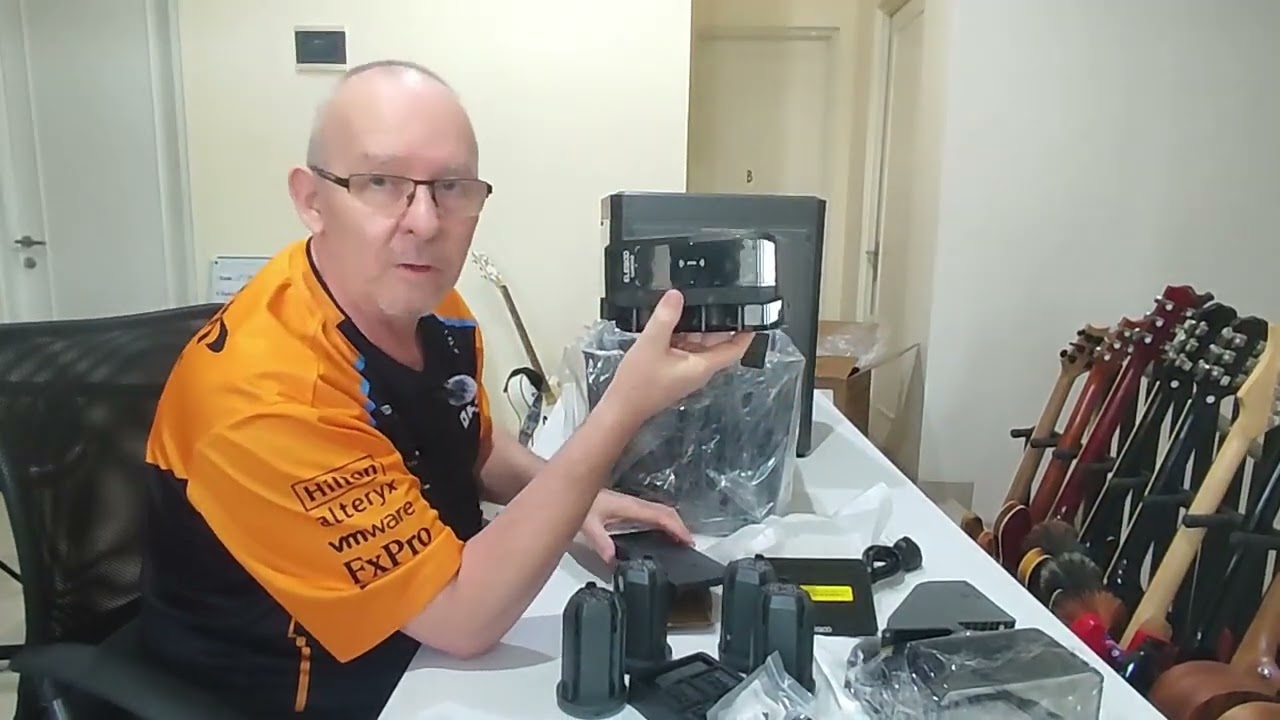 Elegoo Centauri Carbon 2 unboxing and assembly