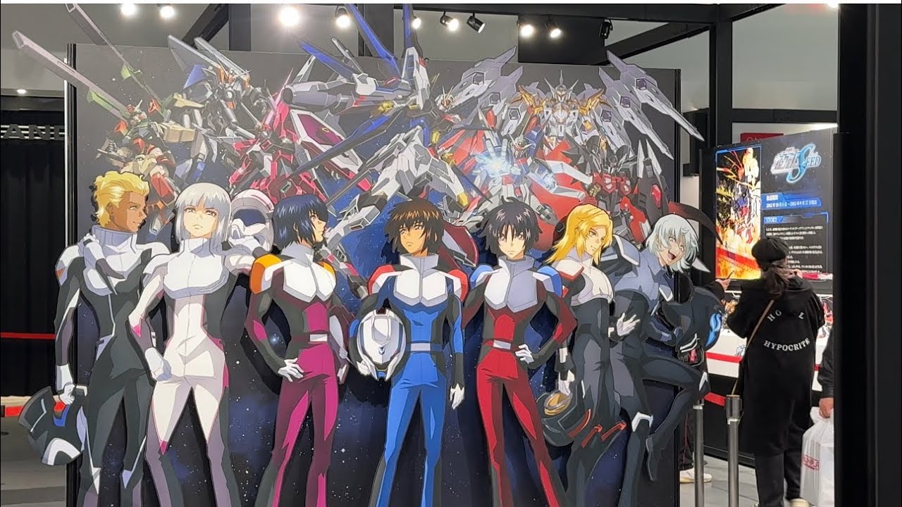 Gundam Base Tokyo Window Shopping