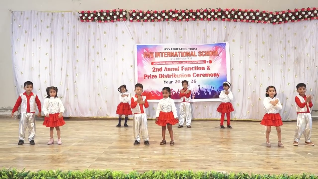 Itti Si Hasi Dance Performance by LKG | Annual Function 2025 - 26 | Rvv International School