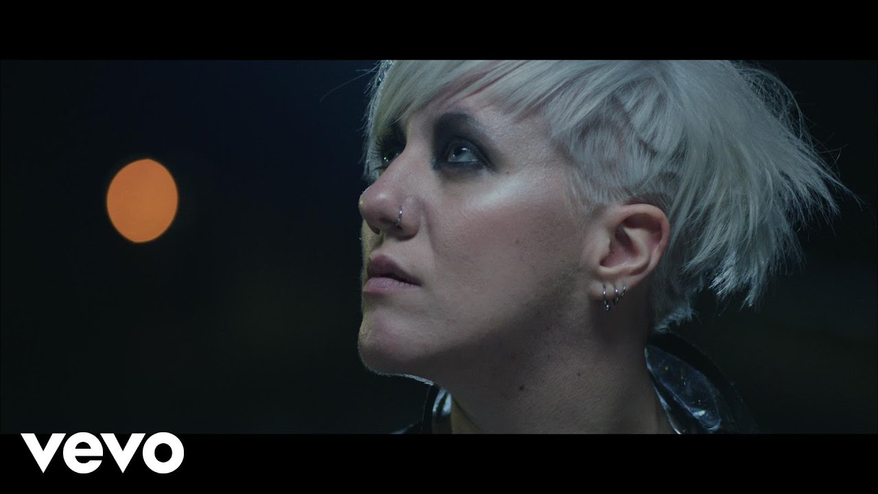 Nina Kraljić - Lighthouse (Eurovision 2016 Croatia)