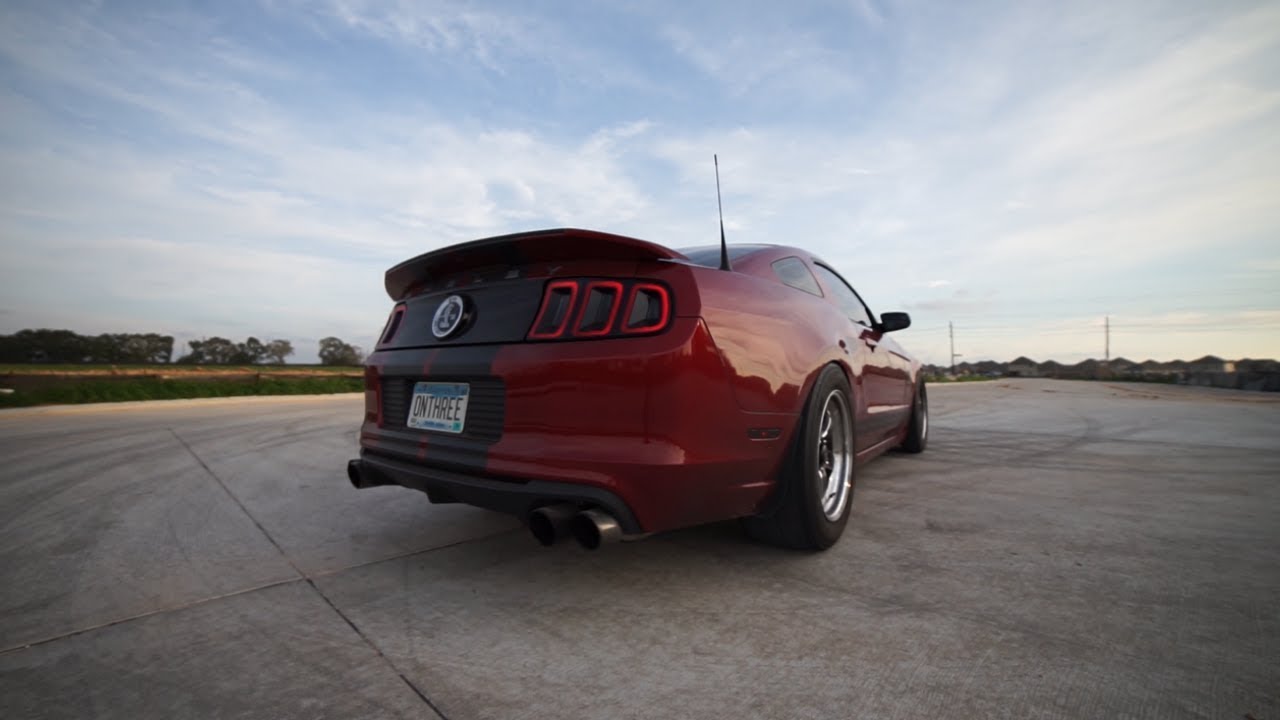 LOUD REVS IN MY CAMMED SHELBY GT500!!