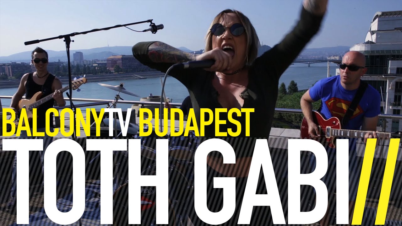 TÓTH GABI - SZABAD AKARAT (BalconyTV)