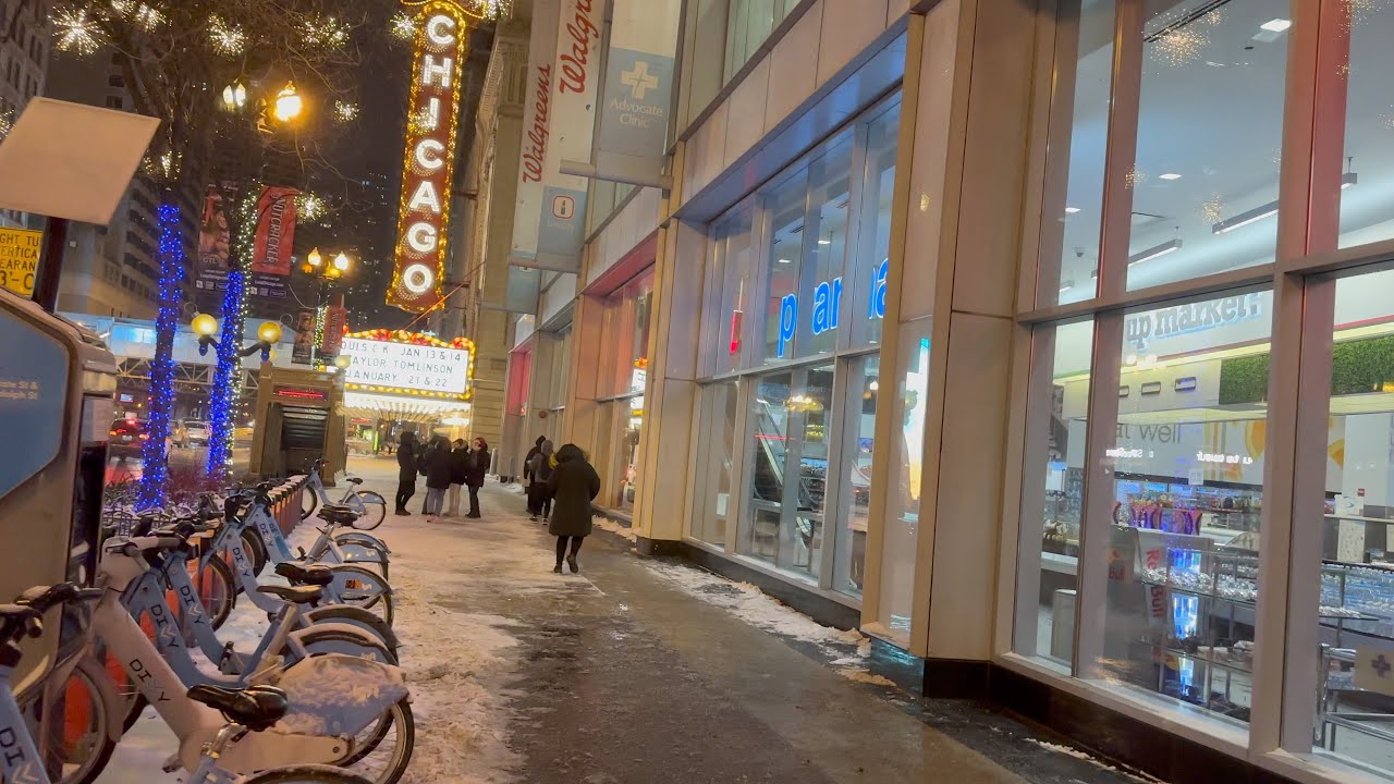 [4K][HDR]Walk on the Coldest Christmas Eve Night Ever - Chicago Monthly City Walk - Dec 2022