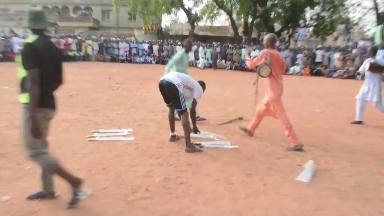 Wasar Tauri wane yaro. Innalillahi Wa'Innah Ialihirraji'u  Kalli yadda dan Adam yake kare karfe