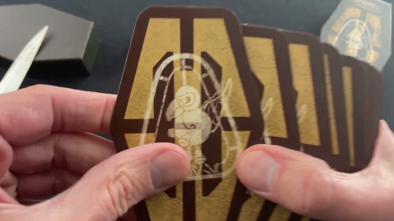 Star Wars Galaxy's Edge Sabacc Playing Card Game Unboxing