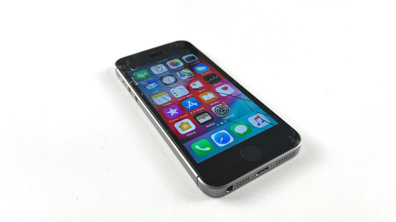 iPhone SE Cracked Screen Repair