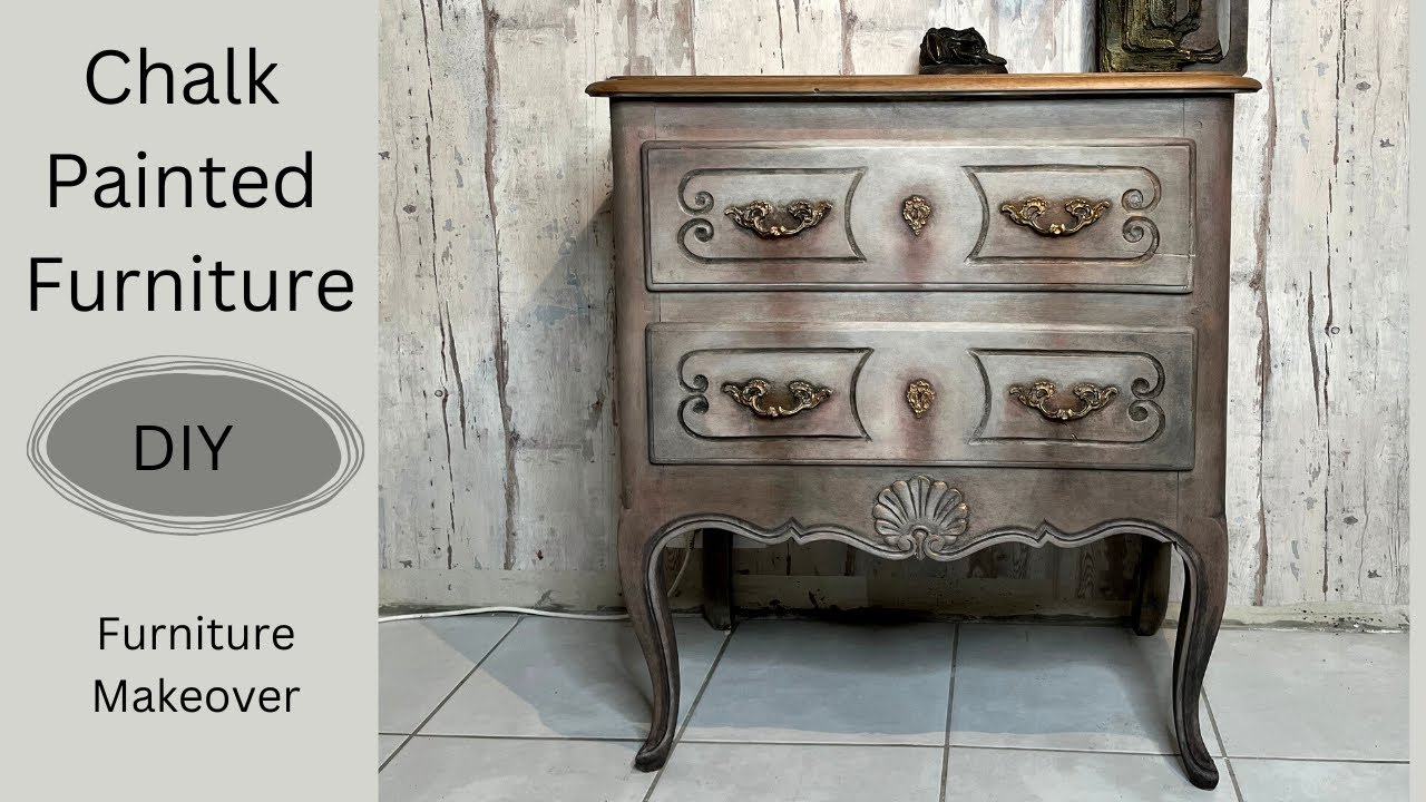 How to Chalk Paint Textures and Layers