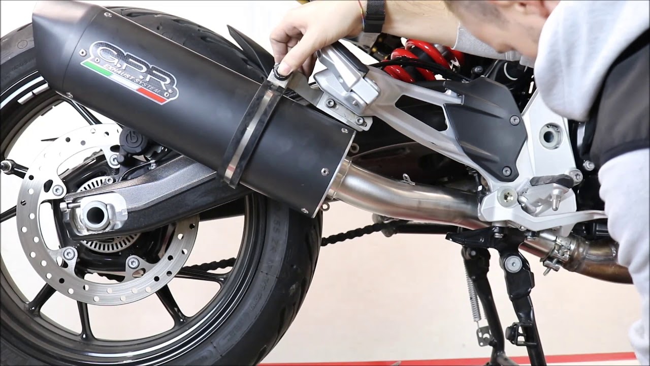 GPR EXHAUST SYSTEMS BMW F 900 XR   FITTING INSTRUCTION - ISTRUZIONI