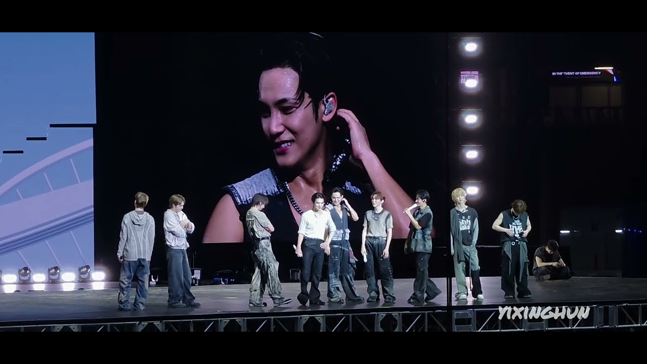 070326 Seventeen (세븐틴) NEW_ in Singapore (싱가포르) - SOS + F*ck My Life + LOVE,MONEY,FAME +Ment(ODIHTD)