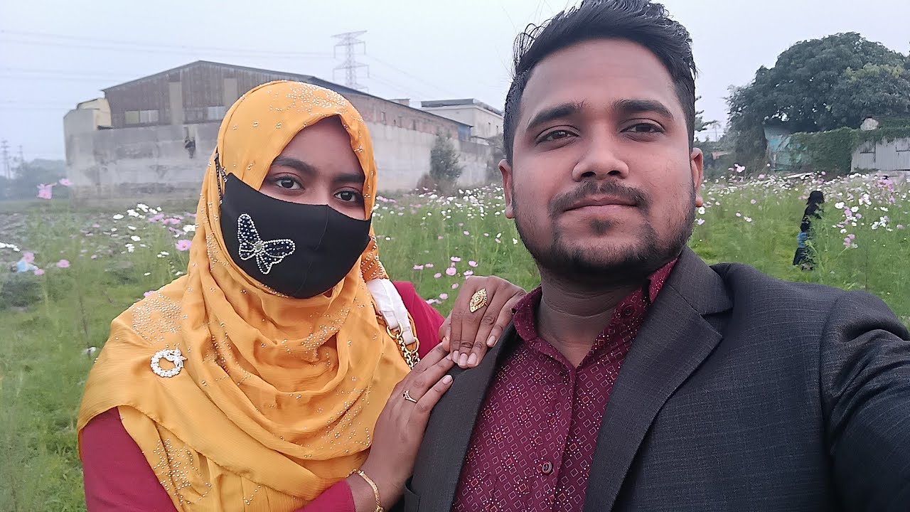 হাজবেন্ডের সাথে কসমস 🌸 ও সূর্যমুখী 🌻 ফুলবাগানে ঘুরতে গেলাম | Romantic Village Vlog | Couple Moments