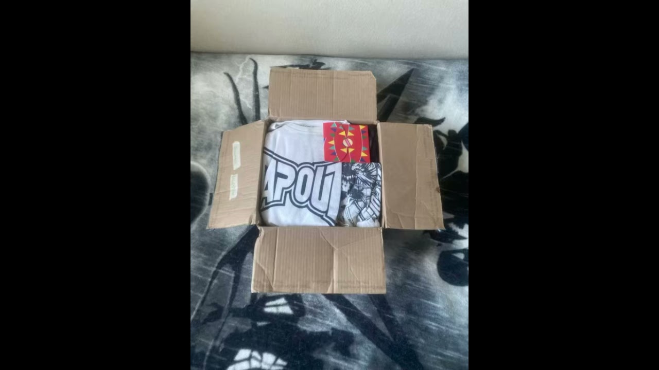 #affliction #tapout #mmaelite #grunge #punk #emo #mallgoth #depop #depopseller #clothes #fashion