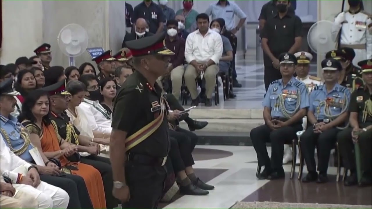 President Kovind presents Param Vishisht Seva Medal to Major General Shailjanand Jha