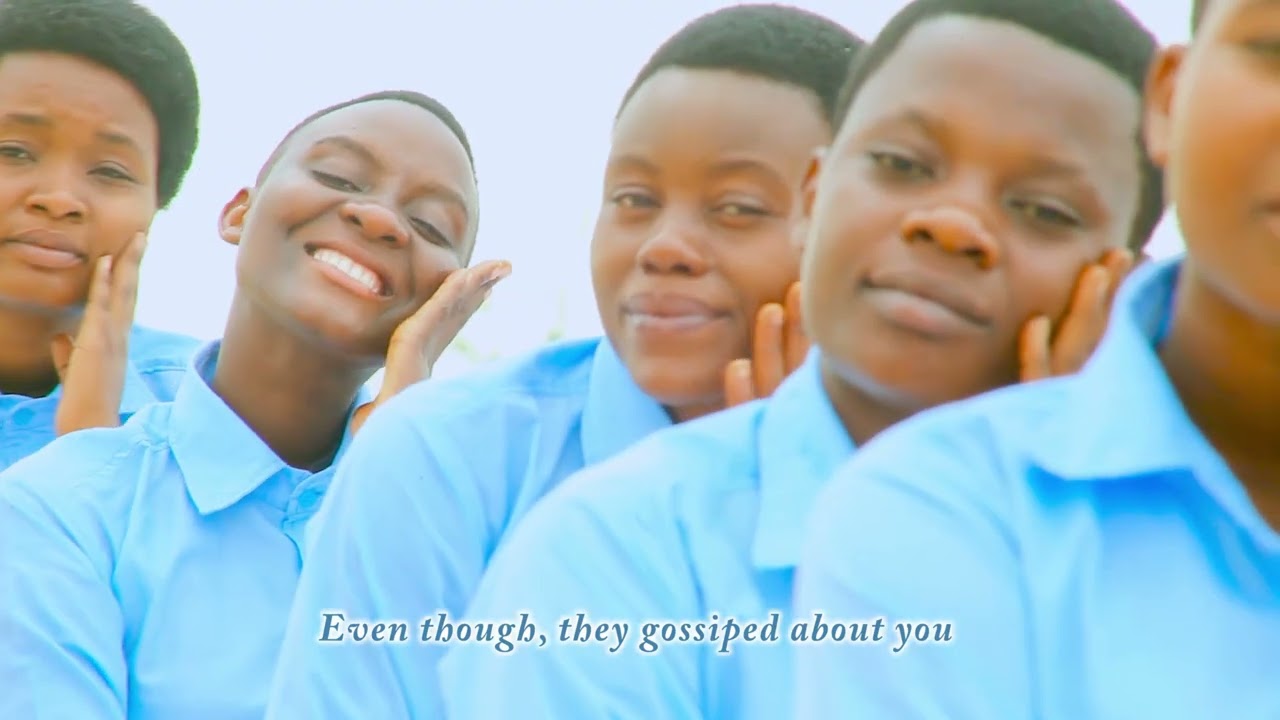 kurukuboko kwitama sinai choir minevam kabezi burundi 🇧🇮🇧🇮 subscribe,,na like, imana iriho,,,