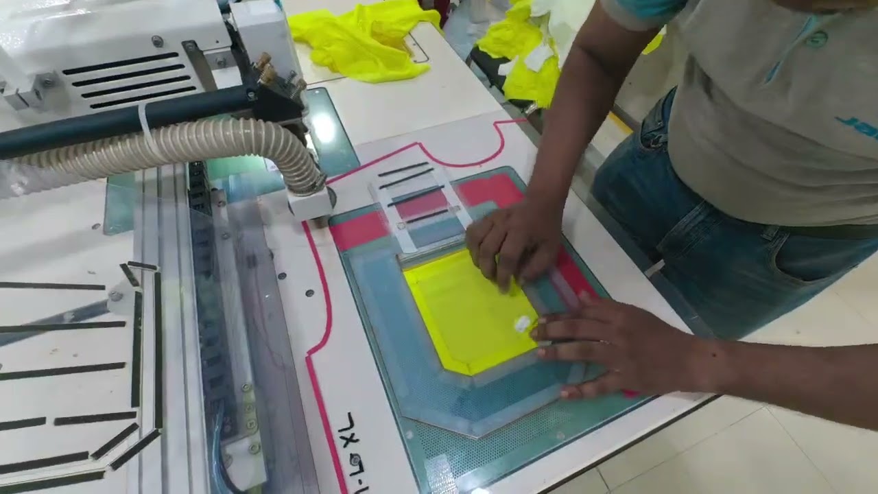Pocket sewing.