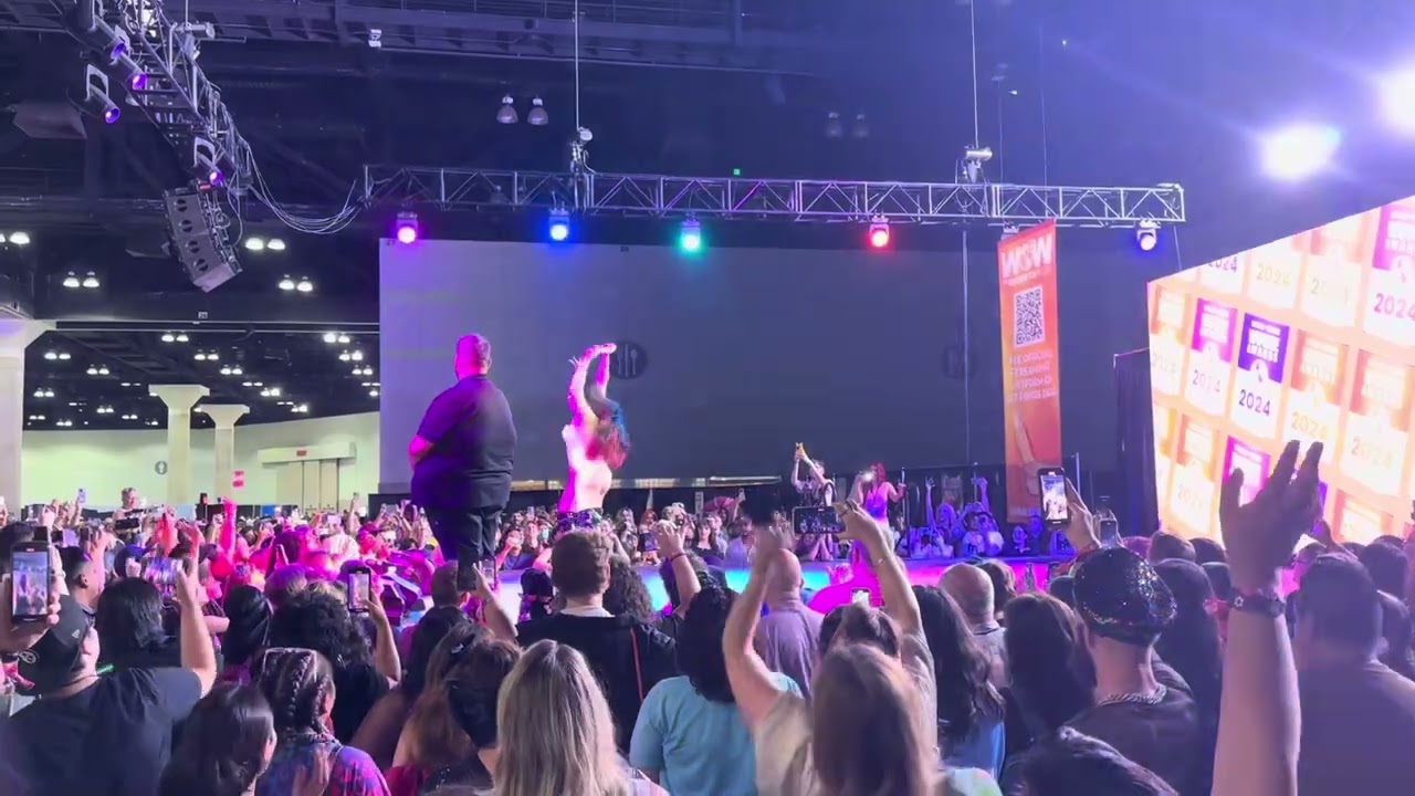 Morphine Love Dion & Nearah Nuff drag lip sync | DragCon LA 2024