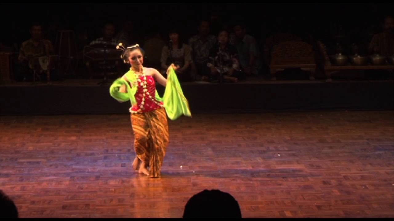 Tari Gambyong Ayun Ayun