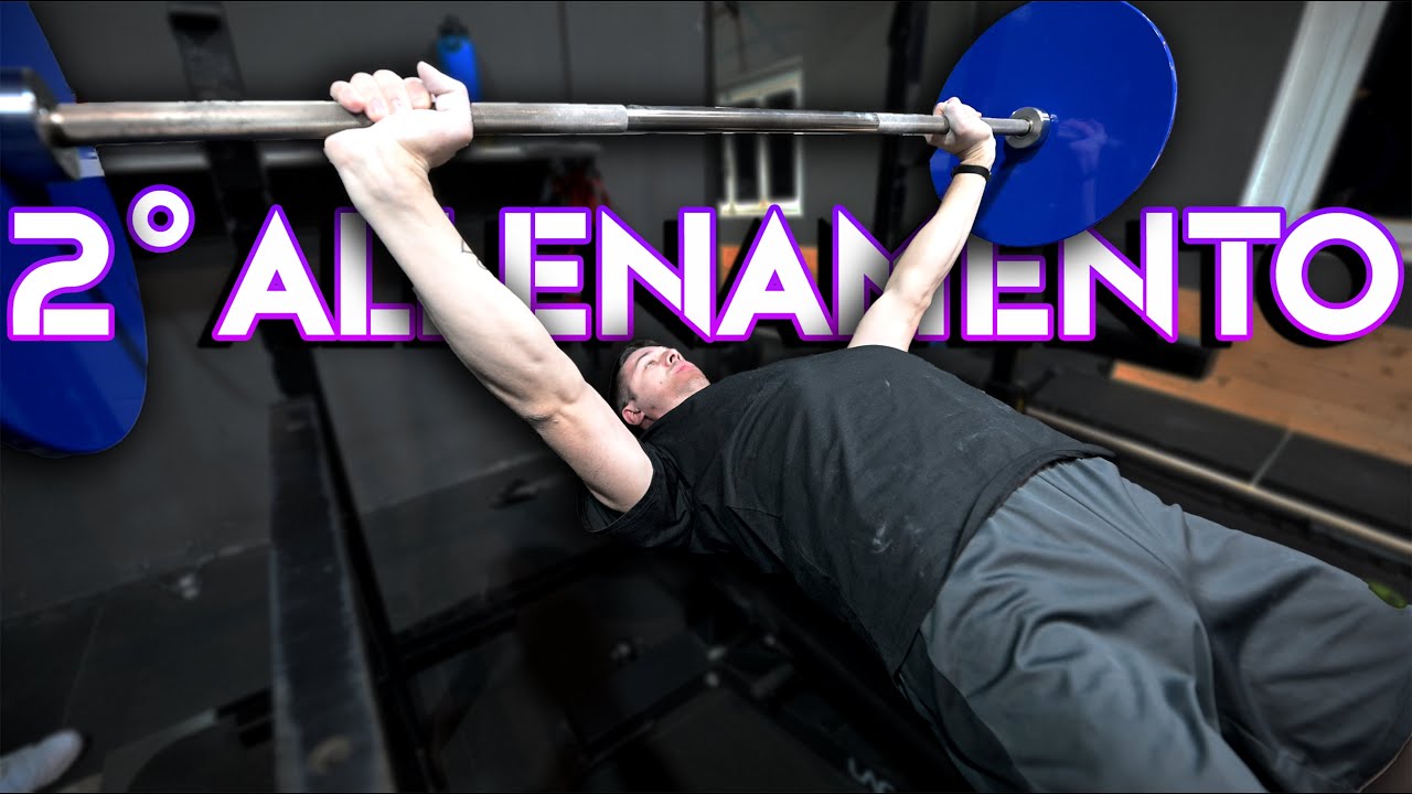 C'è un po' di POWERLIFTING in questo programma!