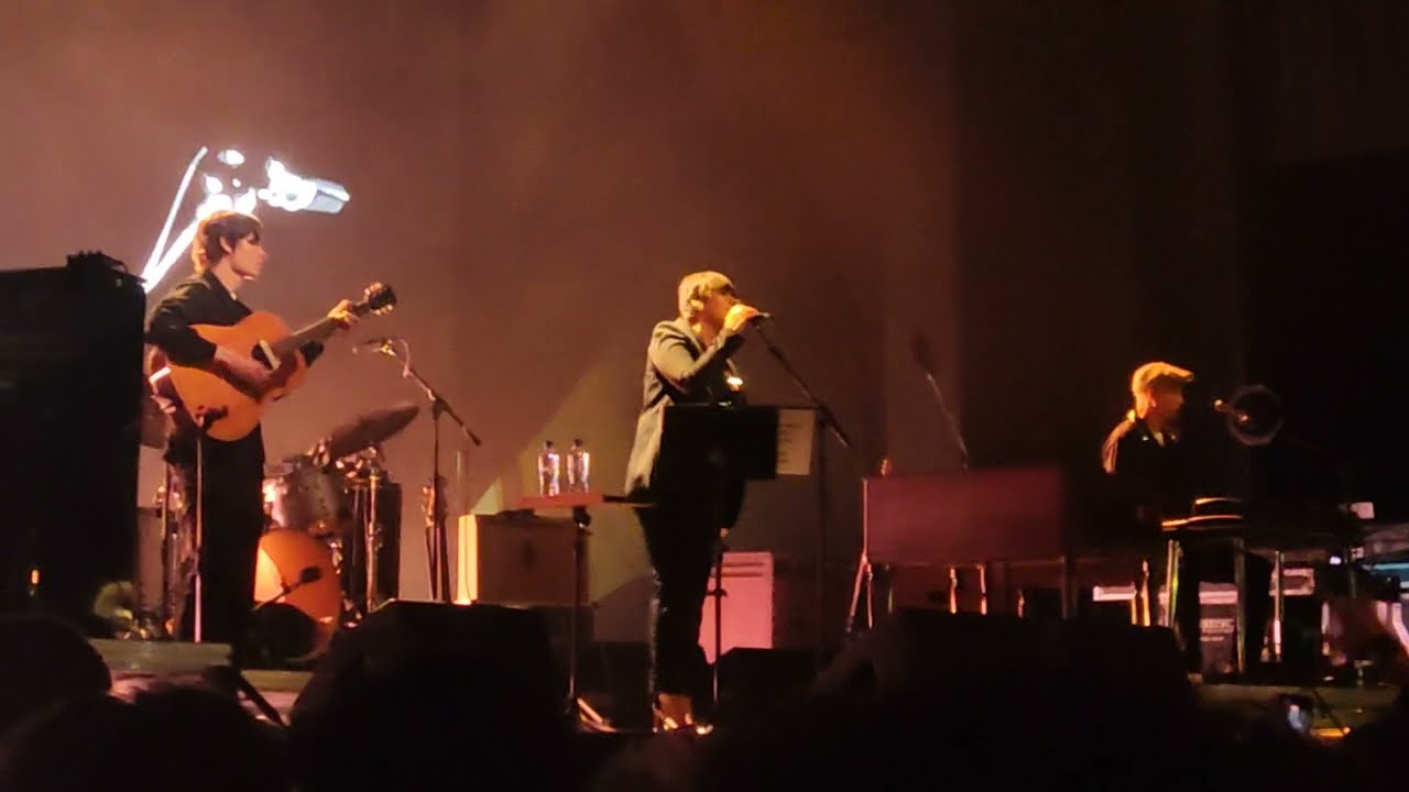 Cat Power (Sings Dylan '66) - It's All Over Now, Baby Blue @ C6 Fest - 19.mai.24