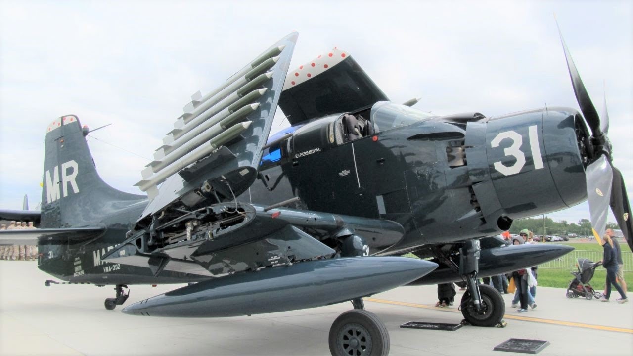 Часть 1 DOUGLAS A-1 SKYRAIDER: ОГРОМНЫЙ одномоторный тяжелый реактивный самолет