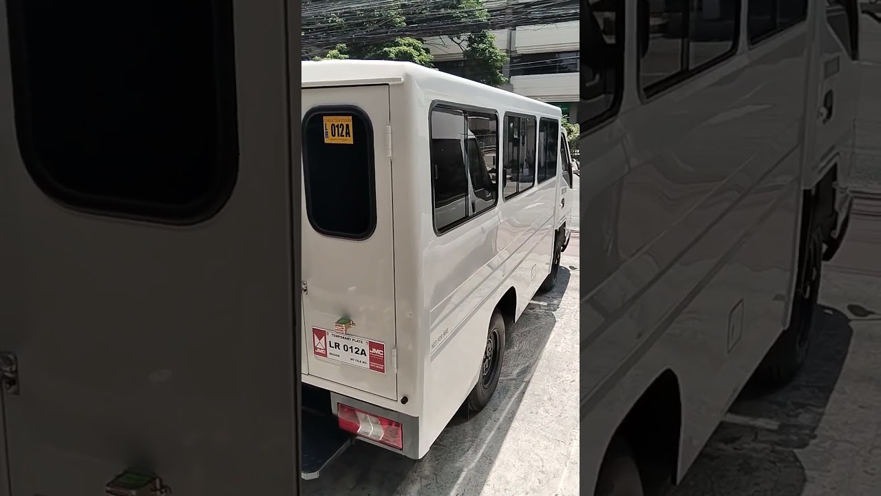2025 JMC JMH FB Body Dual Aircon 10 Footer , 2000kg Capacity Load , 21 strs Call Now - 0915-1573706