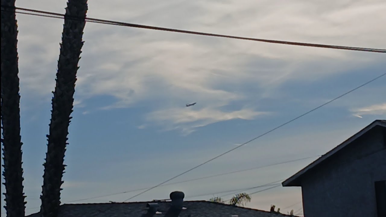 Hainan Airlines Boeing 787-9 Dreamliner 