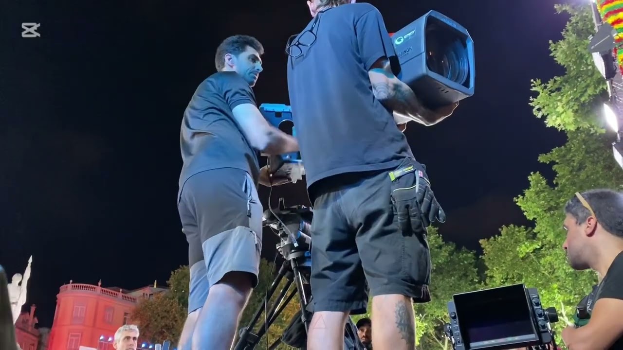 Behind the scenes during the live telecast ( technical problems tv crew rtp)