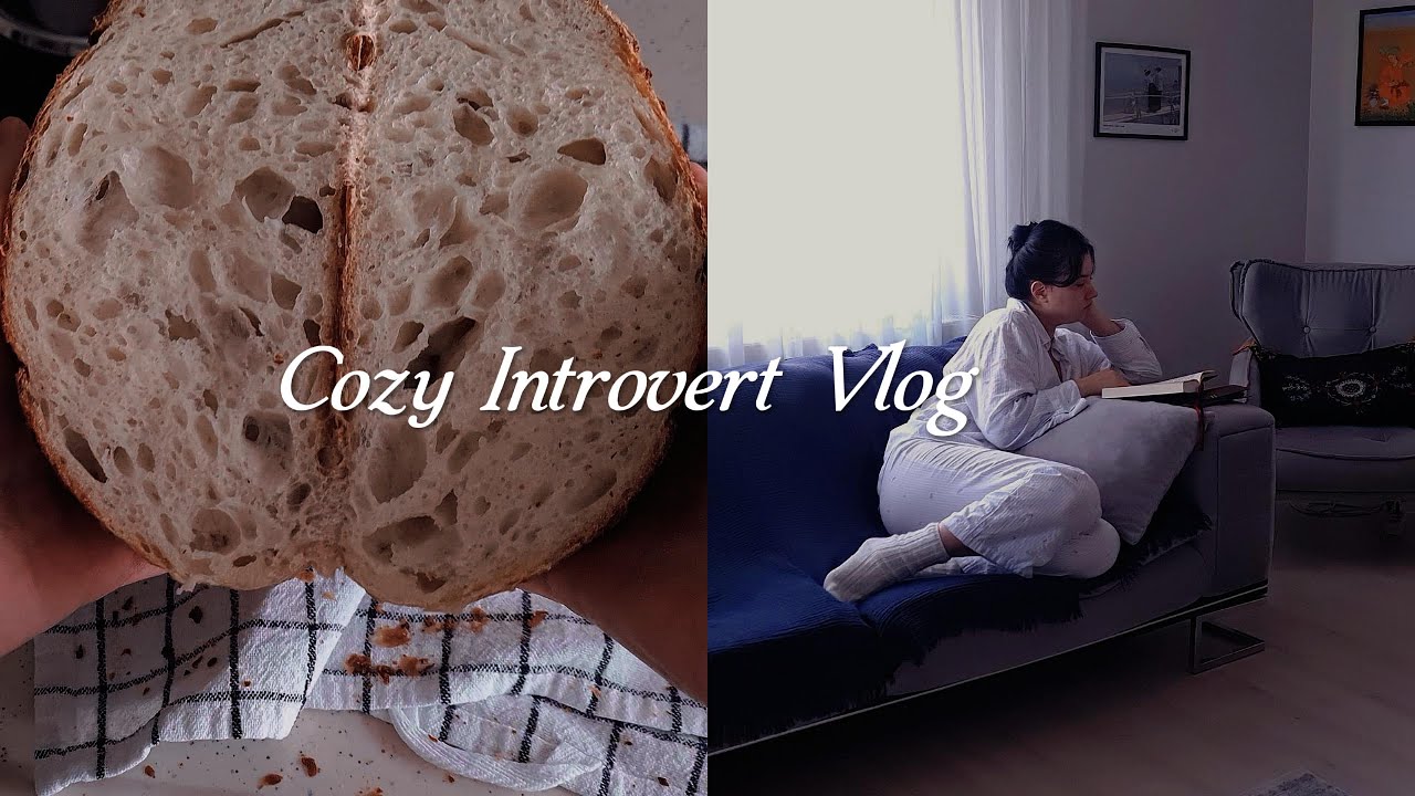 Quiet moments | An introvert vlog | Baking sourdough bread & visiting the music store