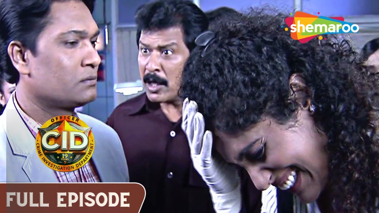 CID Entertainment | Tarika की Smile से परेशान Abhijeet | CID | सीआईडी | 25 December 2023