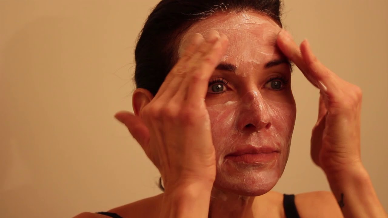 Osmoclean - Crème Douce Désincrustante Esthederm - Tuto : Comment l'utiliser ?  - EQlib Medispa