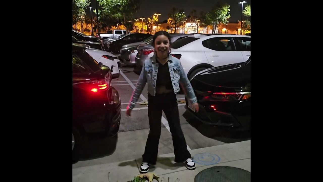 KATALINA, ARE YOU OK? The Buddy Lee Crazy Legs