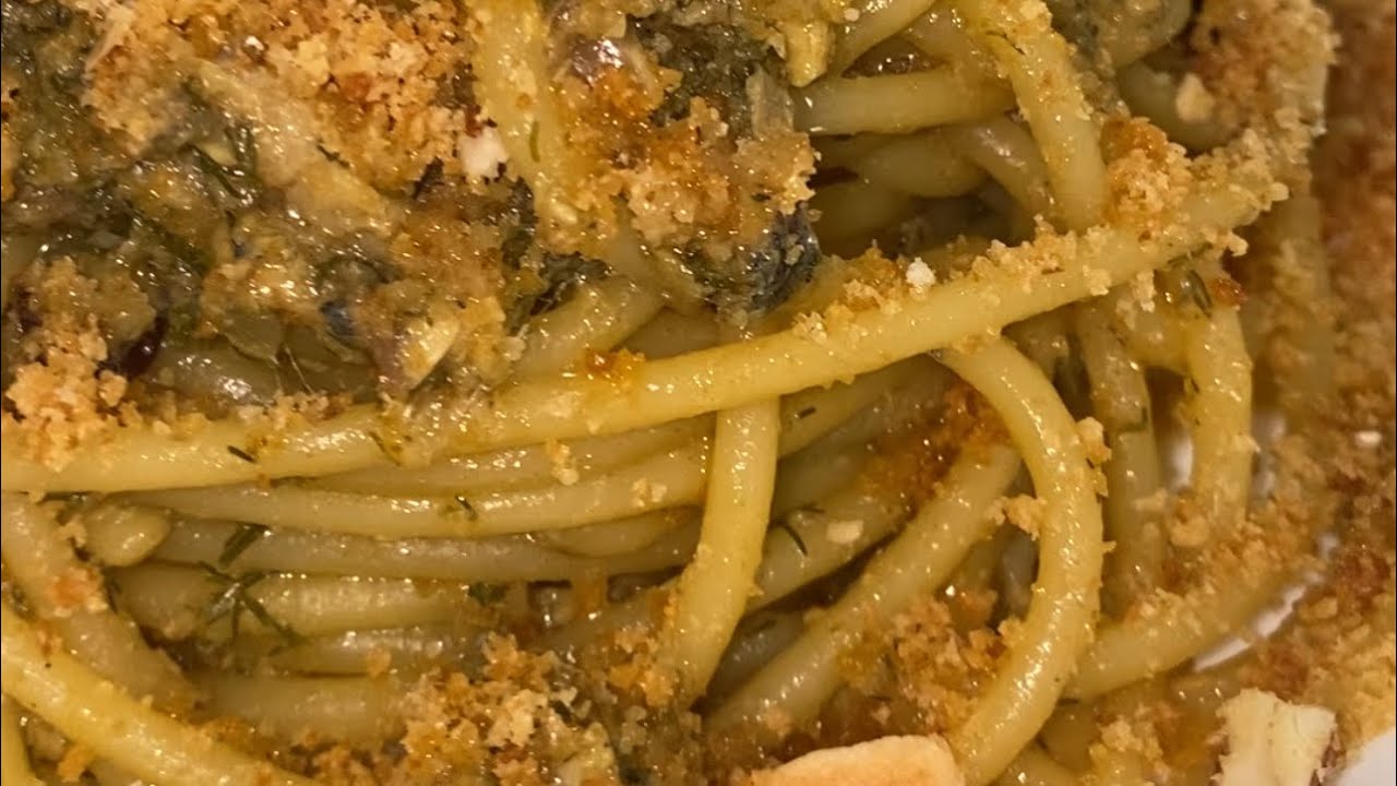 La pasta con sarde e finocchietto alla palermitana (pasta chi sàiddi)