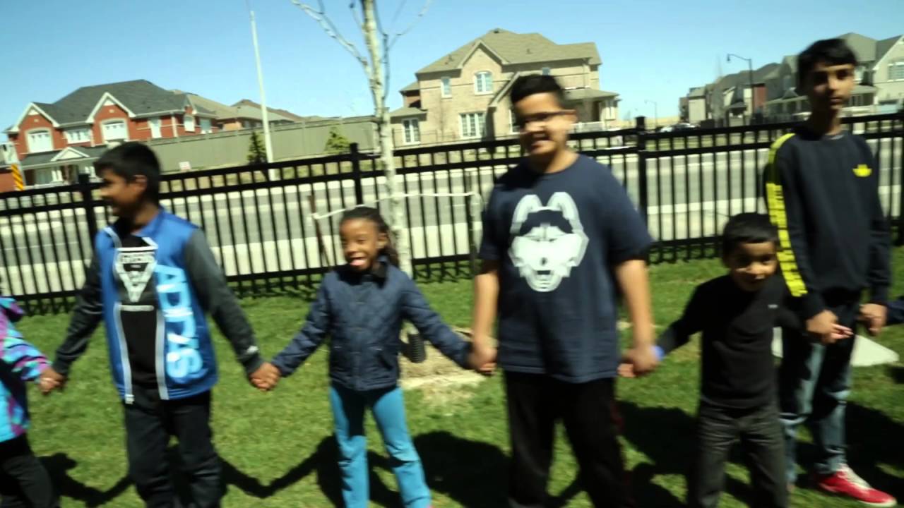 Castle Oaks PS Hug The School