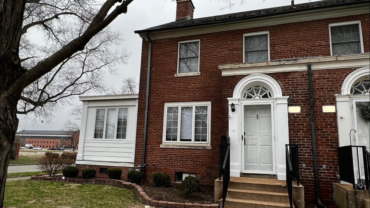 Three bedroom home in Georgian (Scott AFB)