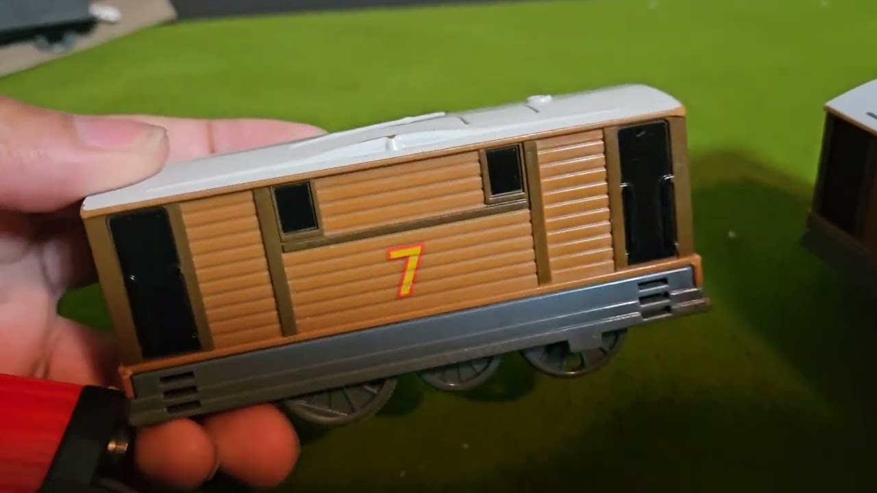 Thomas & Friends Tomy Plarail Toby Review 