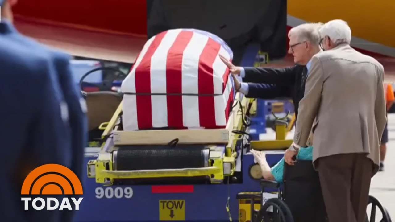 Vietnam War Hero&rsquo;s Remains Flown Home To Texas By Pilot Son | TODAY