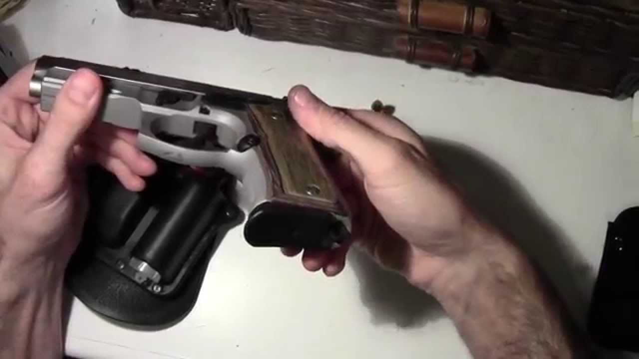 Beretta 92FS Compact with Crossbreed IWB and Custom grips