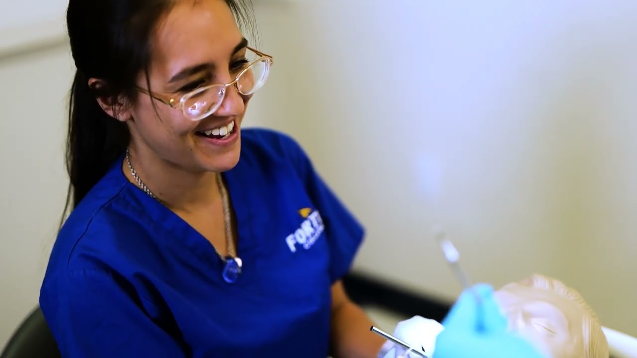 Dental Assisting Program | Cuyahoga Falls, OH | Fortis College