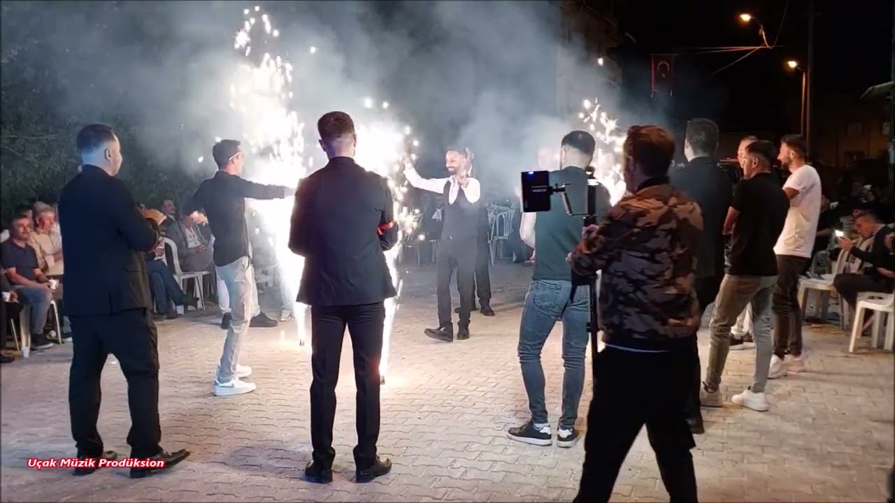 Mehmet Kapal Çaldığım Bağlama Çiçekdağı Tabancamın Demiri